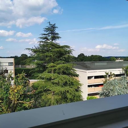 F3 Compose De 2 Grands Lits Et 1 Grand Canape Lit Courcouronnes Exterior photo